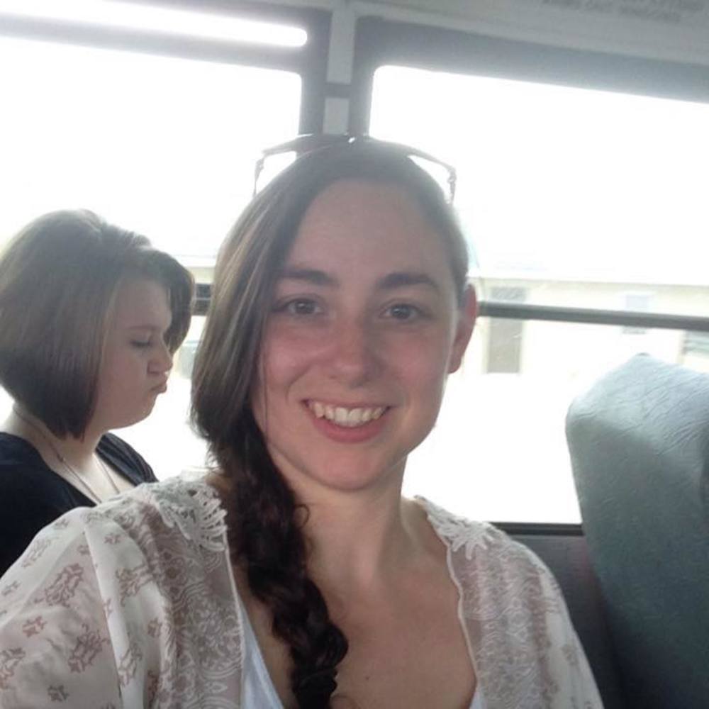 Meet your Posher, Alyssa